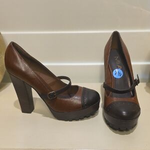 NEW Mi Brown and Black Platform Heels